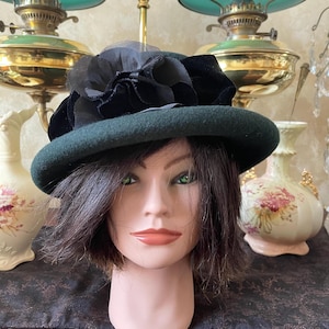 Toucan Hat With Black Ribbon - Etsy display picture 3