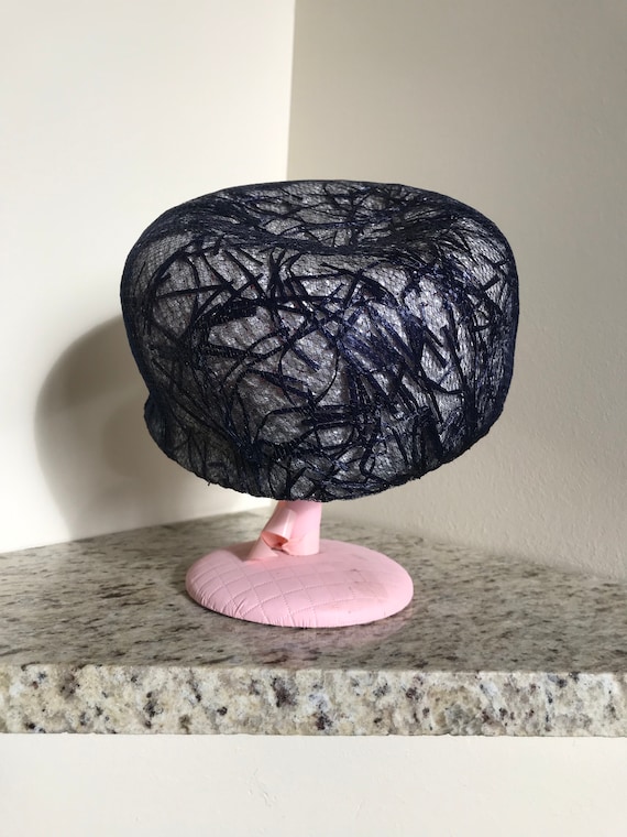 Vintage 1940s / 1950's / 1960s Navy Blue Mesh Net… - image 4