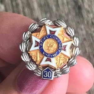Vintage Ladies Auxiliary VFW Pin STERLING 30 year