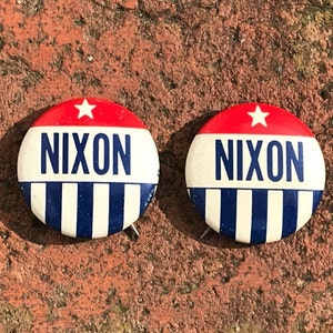Vintage NIXON Campaign Buttons Pins Political Memorabilia Patriotic lot of 2