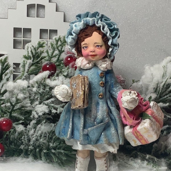 Gesponnener Weihnachts-Baumwollornament, Vintage-Mädchen-Weihnachten, hängendes Wollspielzeug, Retro-Weihnachten, viktorianische Weihnachten, antike Puppen, handgemachtes Dekor