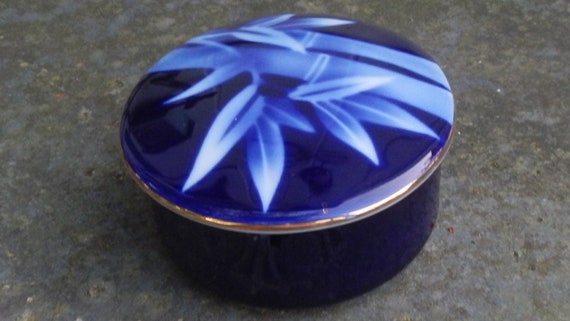 Cobalt Blue Bamboo Vintage Trinket Box - image 6