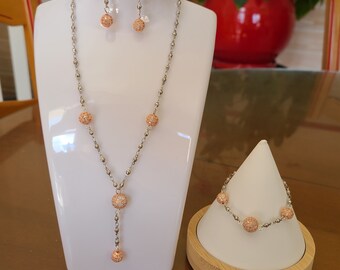 Parure mariage collier et boucles chaine argentée avec perles micro pavé de zircones cubiques rose PA407