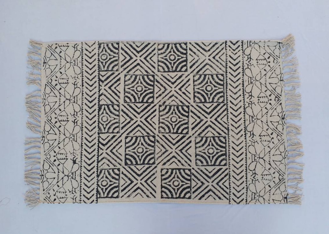 2'X3' Cotton Handblock Printed Black & White Rug - Handmade Block Print ...