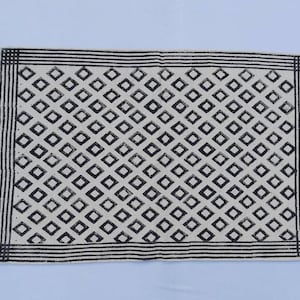 2&#39;X3&#39; Cotton Handblock Printed Black & White Handmade Block Print Small Rug 60*90 cm
