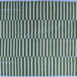 Tapis en laine à rayures modernes vert et blanc - Tapis kilim en laine et coton fait main - Tapis réversible - Tapis indien tissé à plat