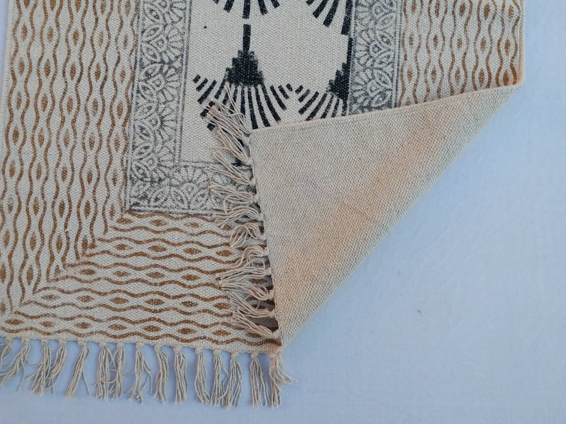 2'X3' Cotton Handblock Printed Black & White Rug - Handmade Block Print ...