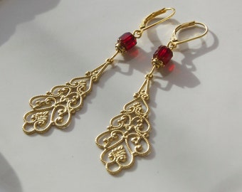 filigrane Ohrringe mit Barockperlen rot gold