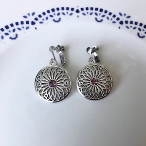 runde OhrCLIPS silber flieder