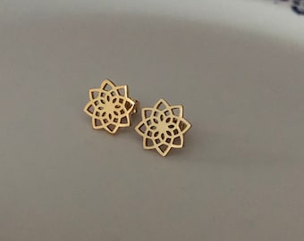 Mandala stud earrings light gold