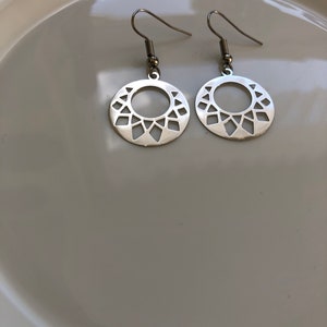 light ethno earrings in silver