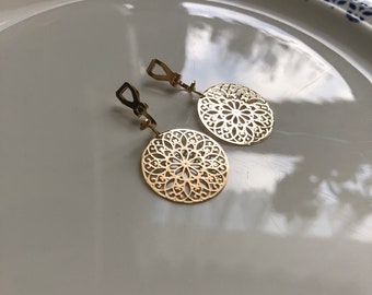 light ornament ear clips champagne gold