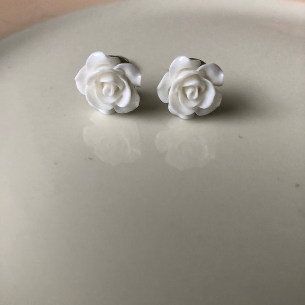 Rose clip-on earrings silver white