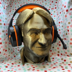 Robin Williams Headphone Stand, &quot;Gold-Fade&quot; Finish! Actor/Comedian Hanger, from Dead Poet&#39;s Society/Good Will Hunting/Patch Adams/Hook/Jack!
