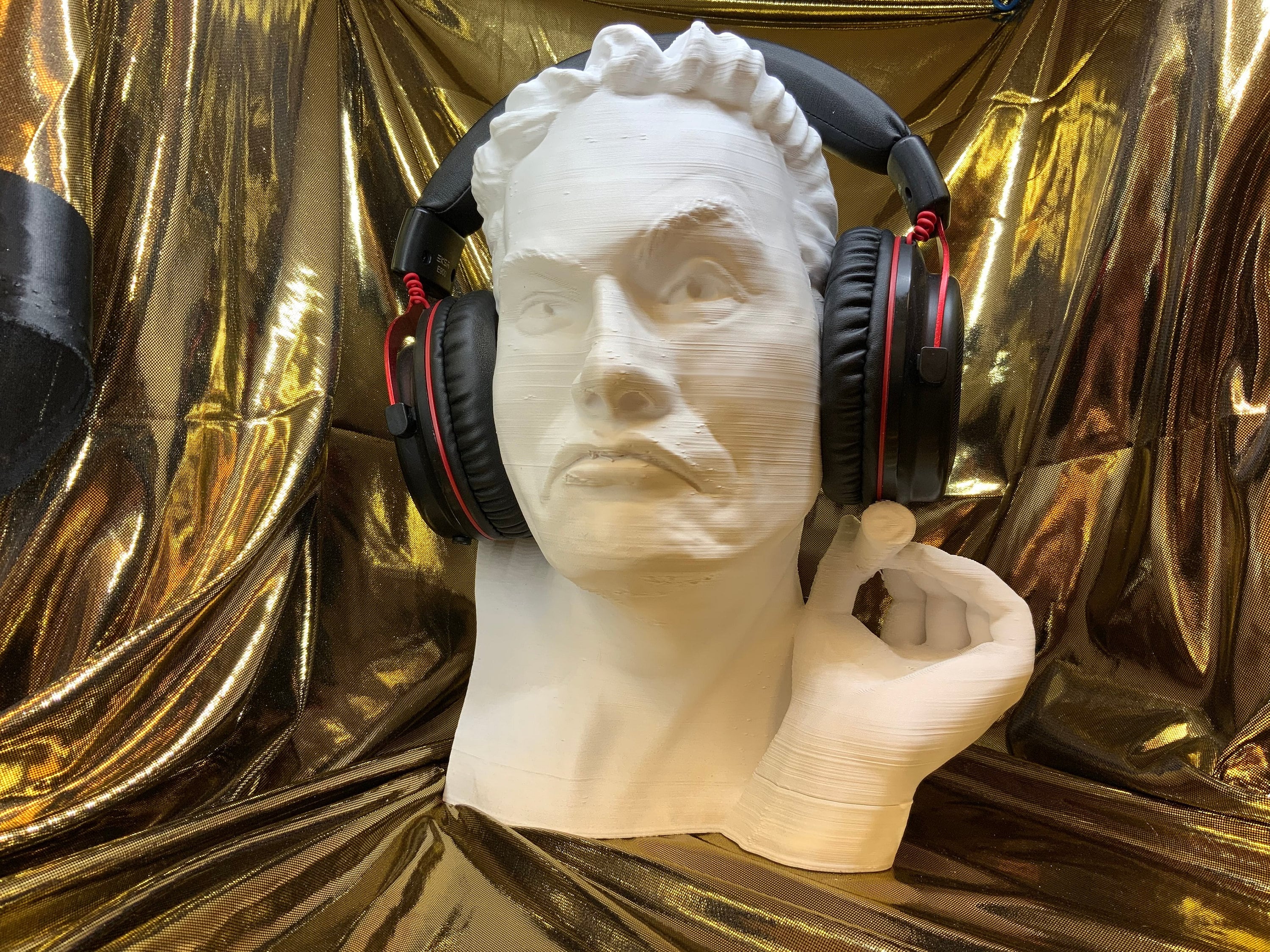 Elon Musk Headphone Stand Headphone Holder, Gaming Setup, Room Decor, Headset Stand, Bust