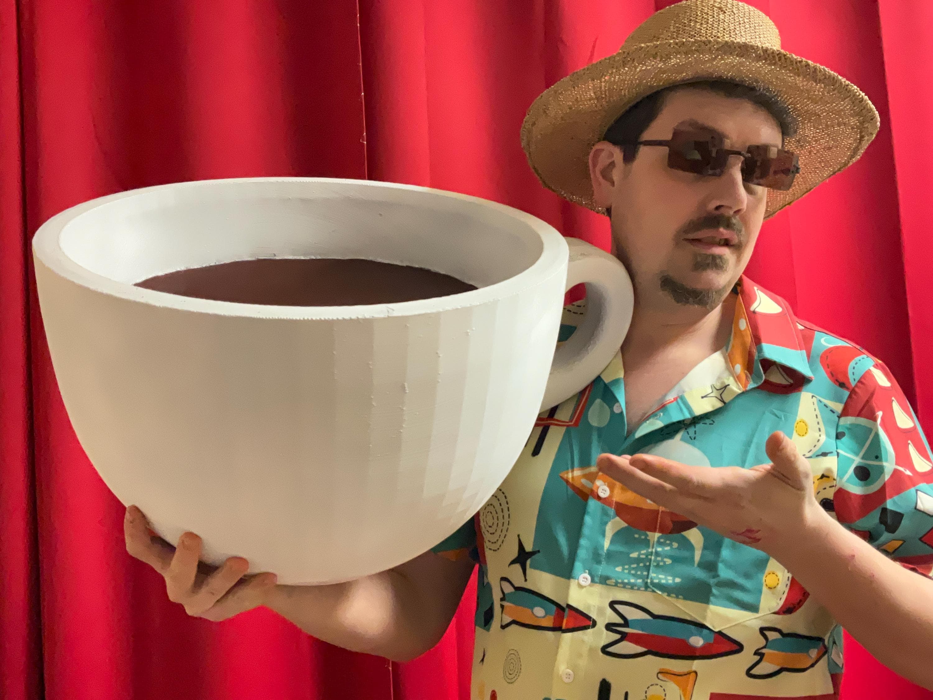 Riesige Kaffeetasse-Wand-Dekor - an der Wand befestigte Tasse, perfekt für Cafés, Cafés, Küchendisplays, Schaufensterschilder und Foto-Ops