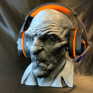 Nosferatu Headphone Stand Horror Movie Vampire Holder Rack like Dracula/Frankenstein/Mummy/Werewolf/Devil. Gaming/Home Recording/PC Gaming image 3