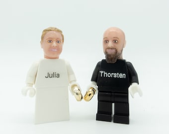 2 custom individual head for LEGO figures with wedding ring in gift box