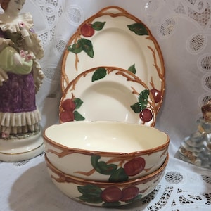 CHOICE Beautiful Vintage Franciscan Apple 14&quot; Oval Platter 8.75&quot; Rimmed Soup Bowl 8.5&quot; Serving Bowl Red Apples Green Leaves Brown Twigs USA