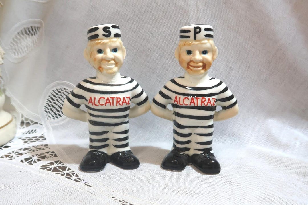 Yikes! Vintage Alcatraz Prisoner Salt Pepper Shakers Black White