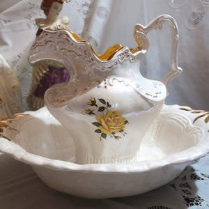 Gorgeous Large Vintage Transferware Arnel's Pottery Wash Basin