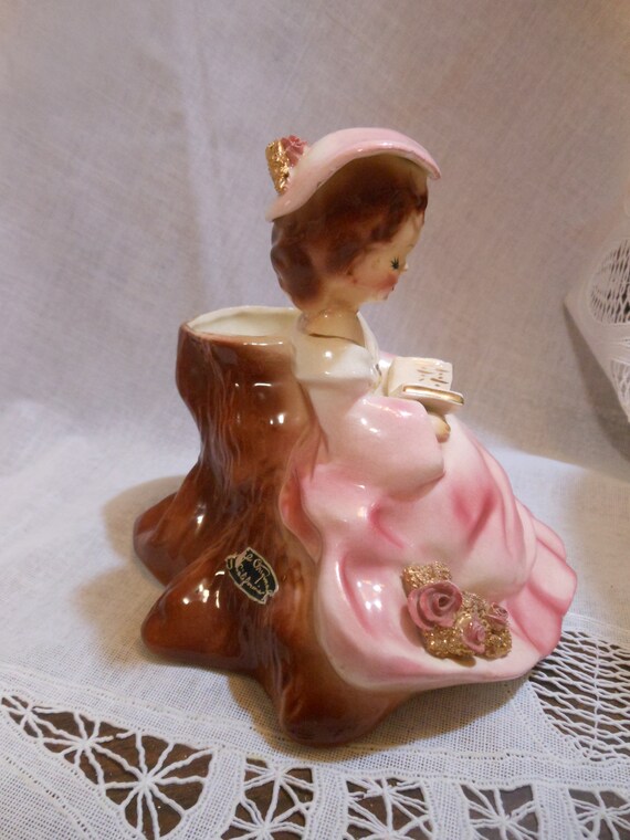 Beautiful Vintage California Josef Originals Melissa Planter