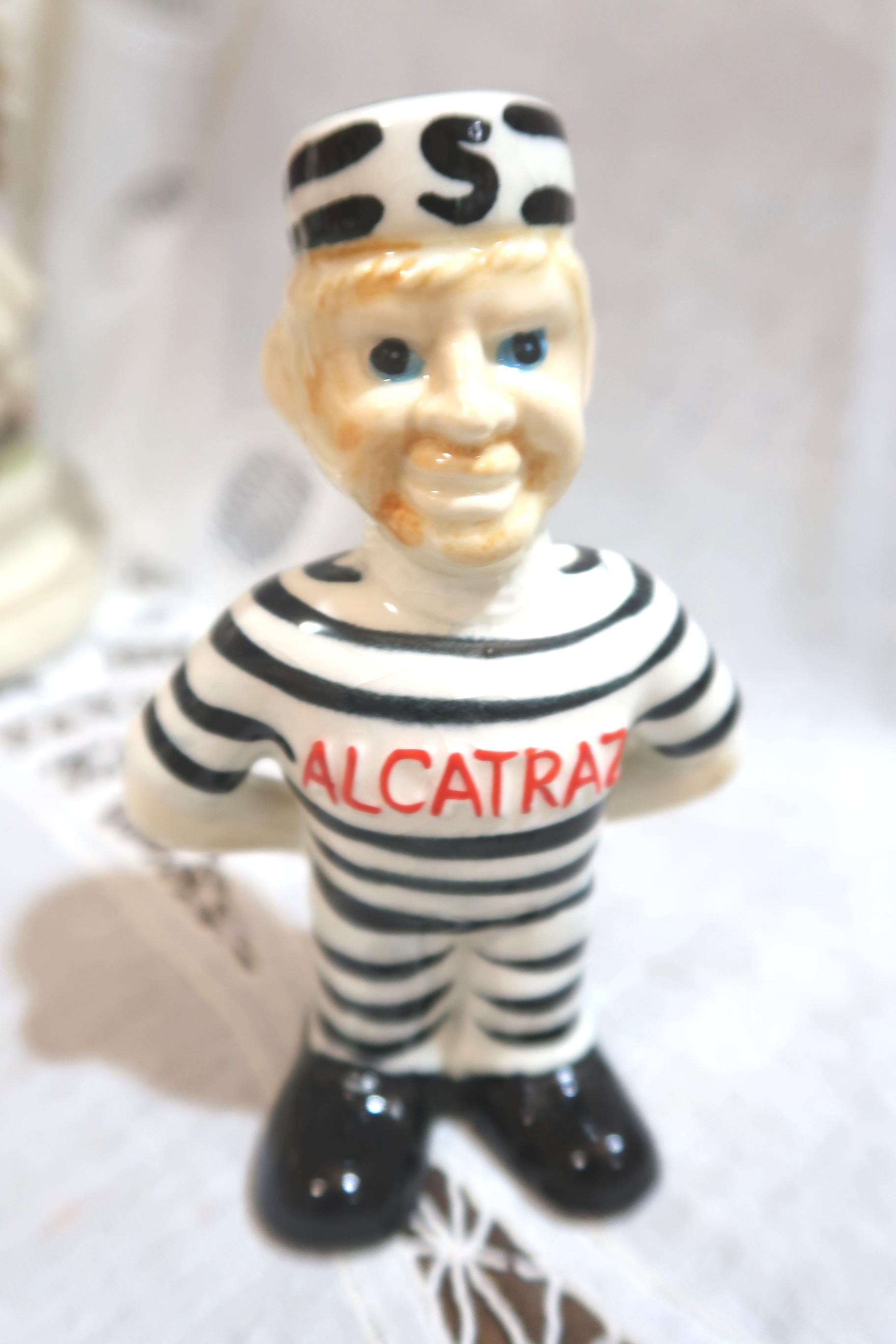 Yikes! Vintage Alcatraz Prisoner Salt Pepper Shakers Black White
