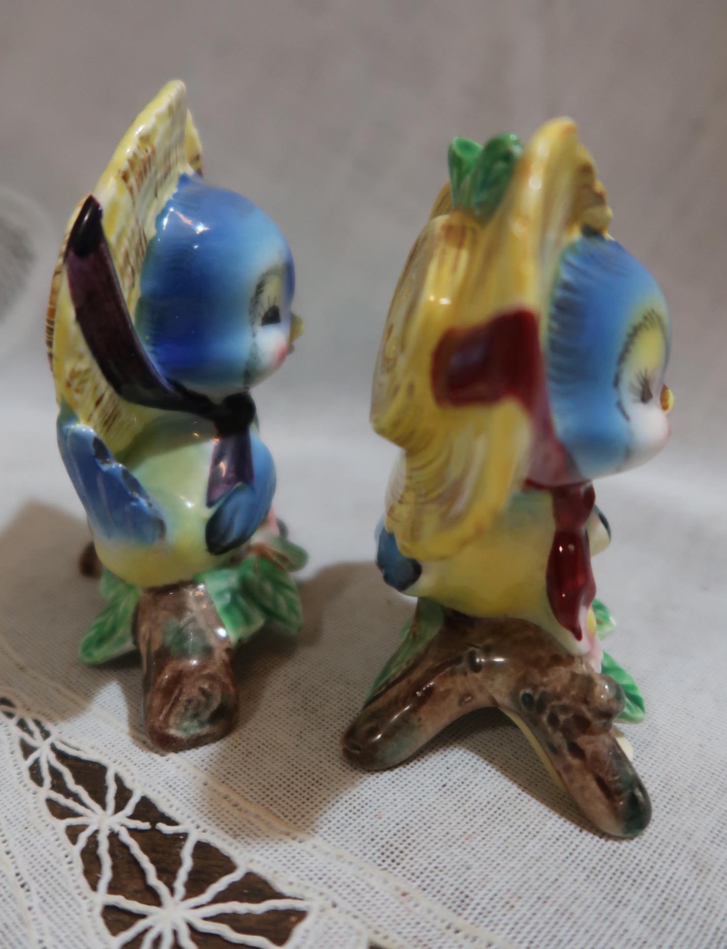 Sweet Vintage PY Bluebird Salt & Pepper Shakers Tied Bonnets