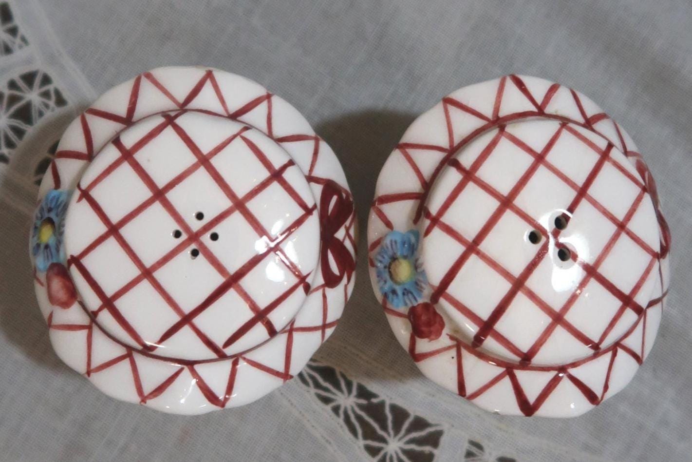 Collectible Vintage Lefton Miss Dainty Salt and Pepper Shaker Set