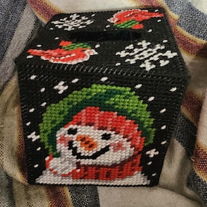 Snowmen & Snowflakes - square tissue box cover - handmade - plastic canvas