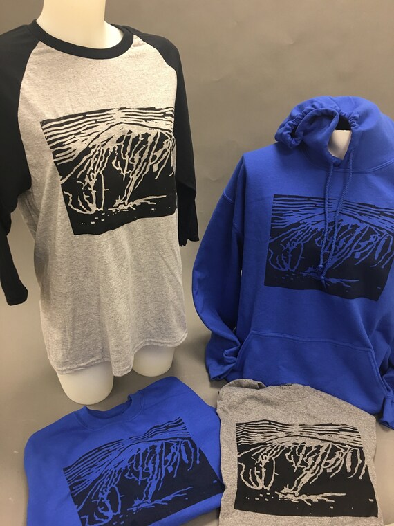 Adult Sugarloaf Ski Mountain Sweatshirts and Long-Sleeves