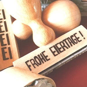 der klassiker!! FROHE EIERTAGE !  ;-)  augenzwinkernder osterstempel ... der BESTSELLER bei aineolleoile - basteln deko ostern - auch im set