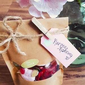 nervennahrung - holzstempel ... für pralinen ..., schokolade..., süßigkeiten ..., kekse .... ,  kuchen .... , gummibärchen ... und eis :-)