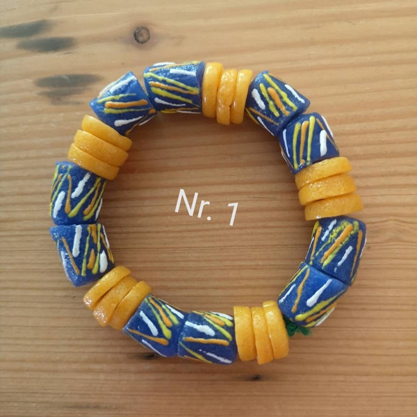 Armband aus Kroboperlen Ghana