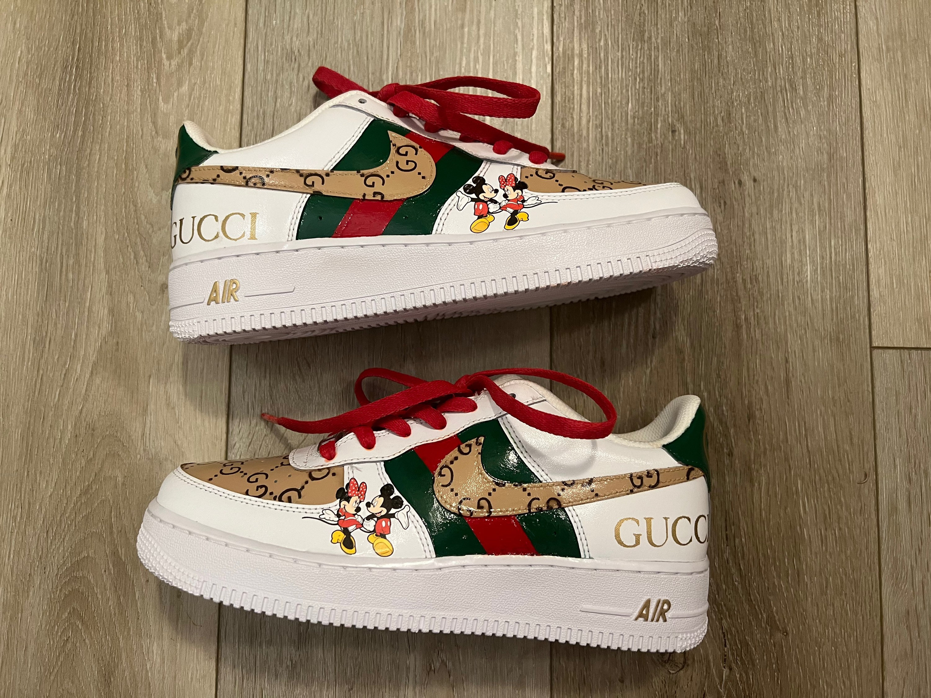 CUSTOM SUPREME X MICKEY AIR FORCE 1 - PRESTIGE QUALITY CUSTOMS