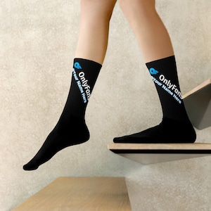 Onlyfans Sock it to Me: ラグジュアリーなパーソナライズカスタムソックスで心地よく | クルーネームソックス | コンテンツクリエイター | 男性女性ユニセックスギフト | テキスト