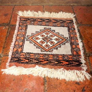 small persian tribal rug * hand-knotted wool mat * geometric diamond pattern * woven wool textile
