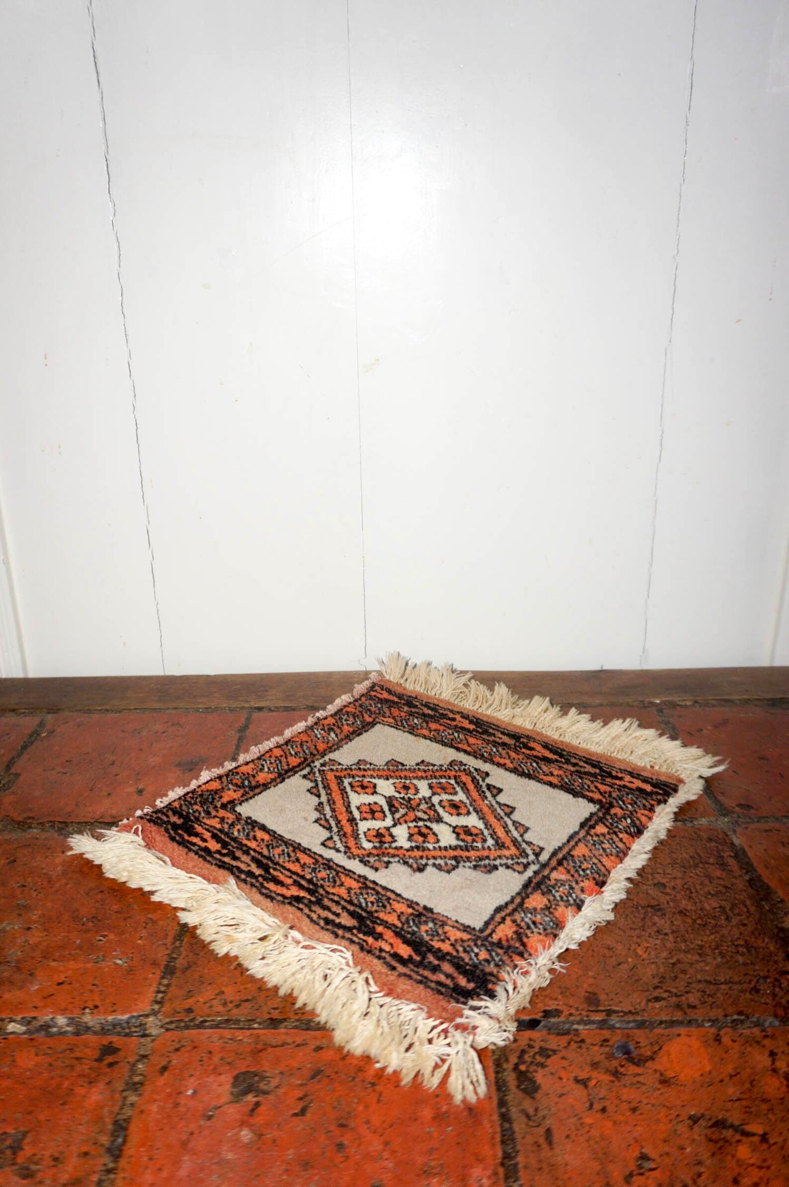 Small Persian Rug Use Small Persian Tribal Rug * Hand-knotted Wool Mat * Geometric Diamond ...