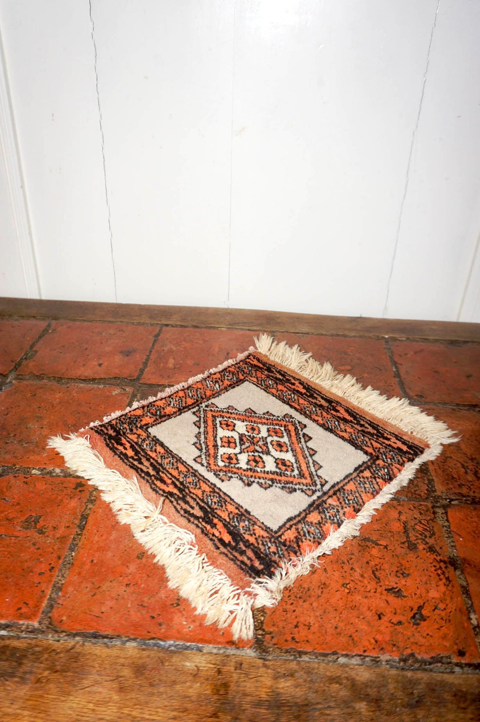 Small Persian Rug Use Small Persian Tribal Rug * Hand-knotted Wool Mat * Geometric Diamond ...