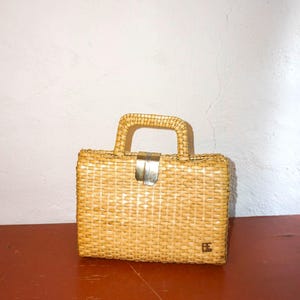 vintage woven basket handbag * pe florence top handle purse * structured straw summer bag * italian wicker beach tote