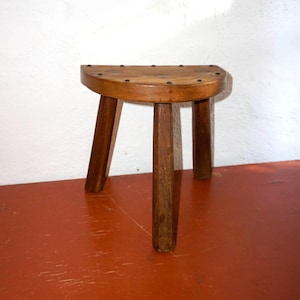 vintage wooden stool  * minimalist rustic seat * primitive farmhouse decor * 3-legged milking stool * antique japandi wabi-sabi interior