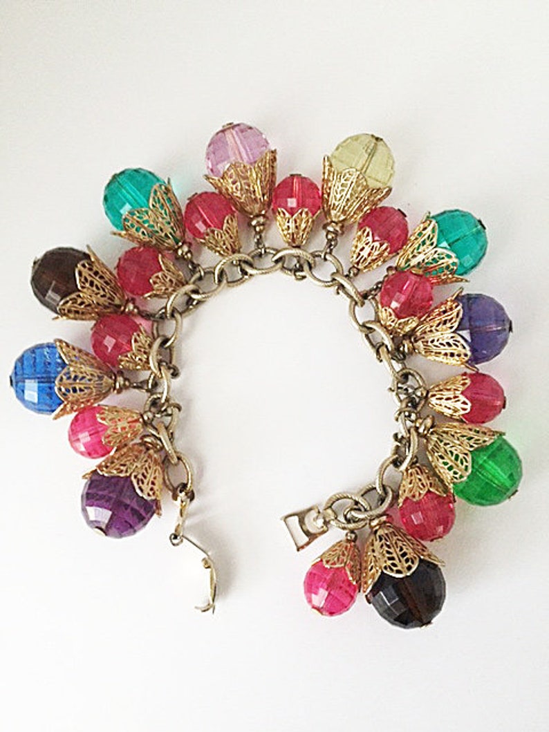 Mid Century Vintage Napier Gold Plated Filigree Capped Resin Crystal Charm Bracelet 1950s