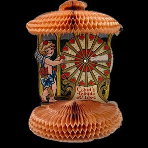 RARE antique Saint-Valentin Beistle nid d'abeille mécanique des années 1920 Temple de l'amour de Cupidon