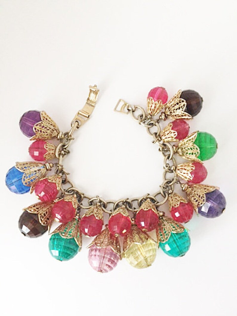 Mid Century Vintage Napier Gold Plated Filigree Capped Resin Crystal Charm Bracelet 1950s