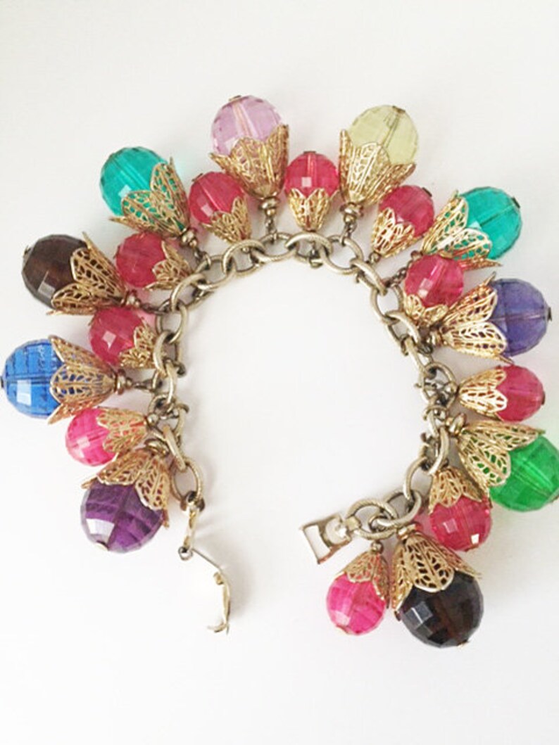 Mid Century Vintage Napier Gold Plated Filigree Capped Resin Crystal Charm Bracelet 1950s