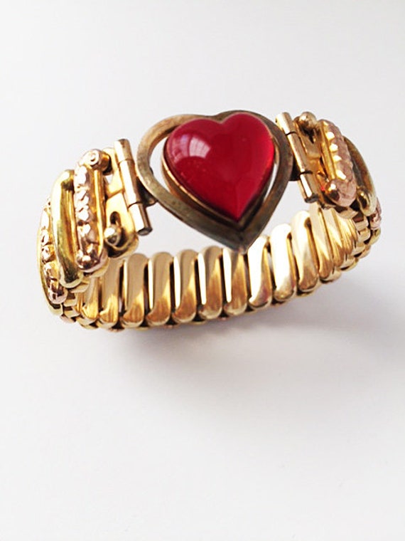 Lucite Jelly Belly Gold Plated Sweetheart Expansio
