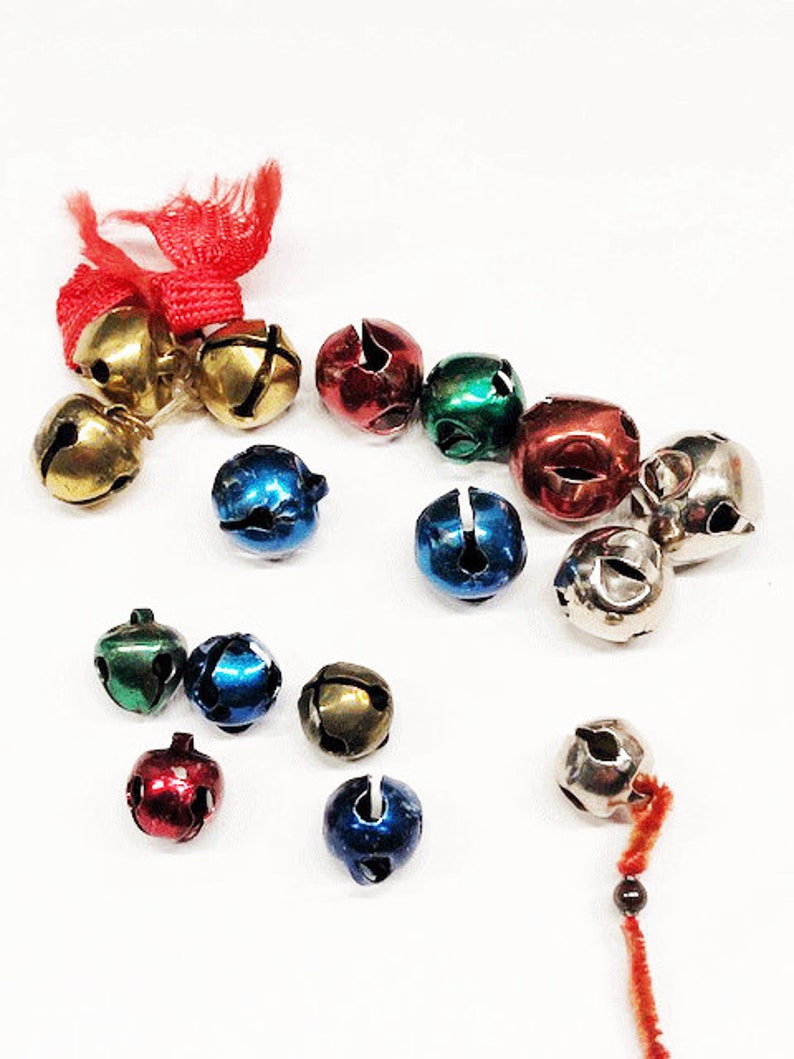 31 Jingle Bells Jingle All the Way Assorted Vintage Metal Etsy