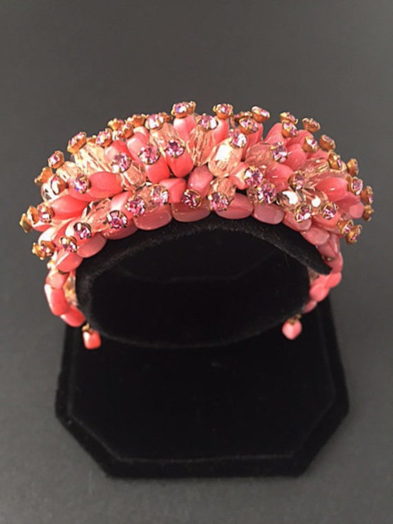 Pink Moonglow Crystal Cuff Bracelet, Vitnage 1940a