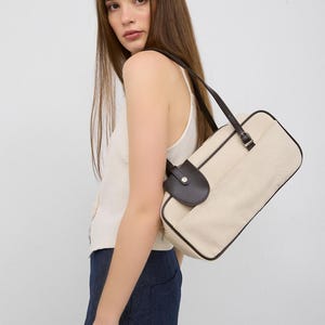 Minimalist Organic Canvas Tote Bag with Vegan Leather Trim – Shoulder & Hand Carry