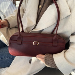 Sac baguette en cuir végétalien, sac à bandoulière tendance, sac baguette en cuir, sac de travail minimaliste, sac à bandoulière de luxe, cadeau de fête des mères